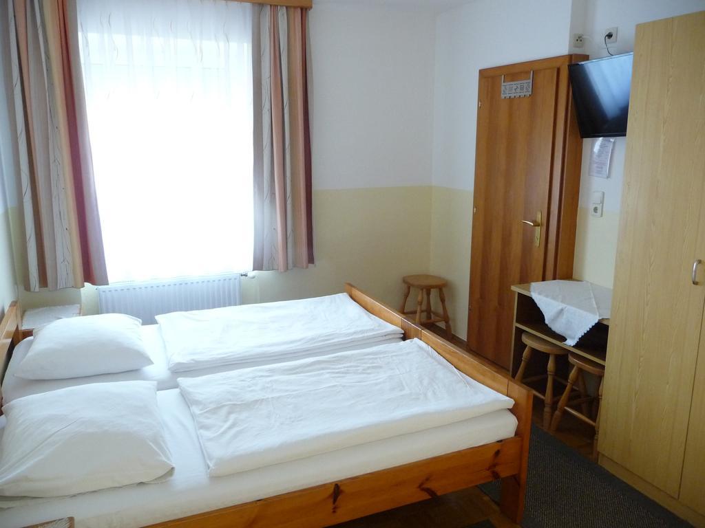 Fruehstueckspension Koelich Klagenfurt am Wörthersee Extérieur photo