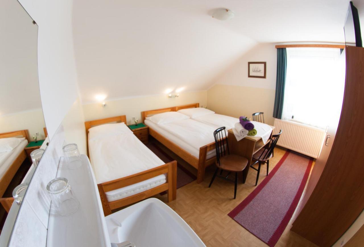 Fruehstueckspension Koelich Klagenfurt am Wörthersee Extérieur photo