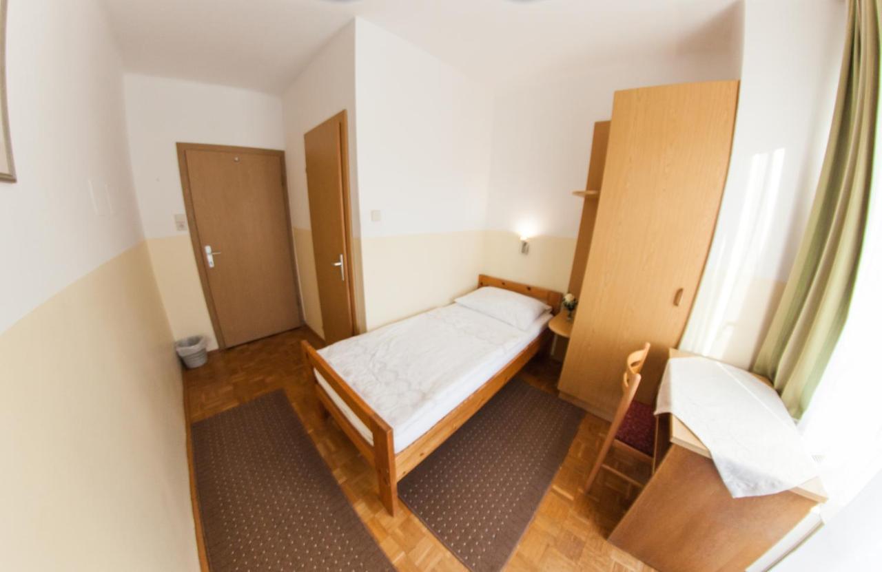 Fruehstueckspension Koelich Klagenfurt am Wörthersee Extérieur photo