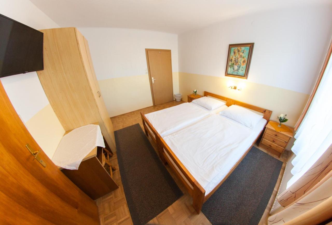 Fruehstueckspension Koelich Klagenfurt am Wörthersee Extérieur photo
