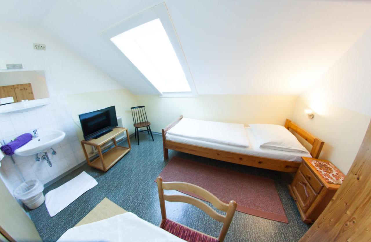 Fruehstueckspension Koelich Klagenfurt am Wörthersee Extérieur photo